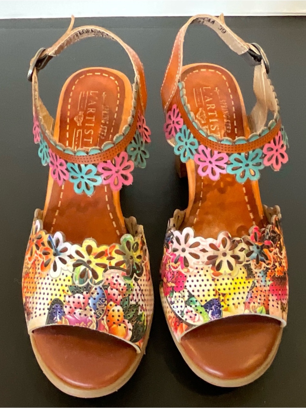 L'ATISTE Floradatious Leather Slingback Block Heel Sandals - Women's Size 39 NEW